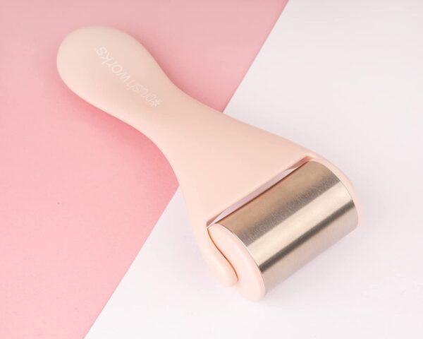 Brushworks Ice Roller, Pink, One Size